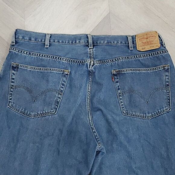 Levis Mens 550 Relaxed Fit Denim Jeans Size 44x30 - Picture 6 of 6